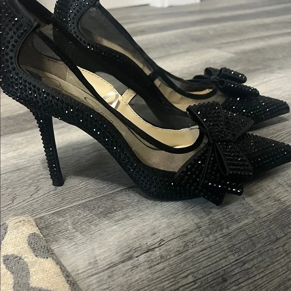 Jessica Simpson Black Heels with Bow and Sequin detail. Perfect holiday heels! - Picture 5 of 5